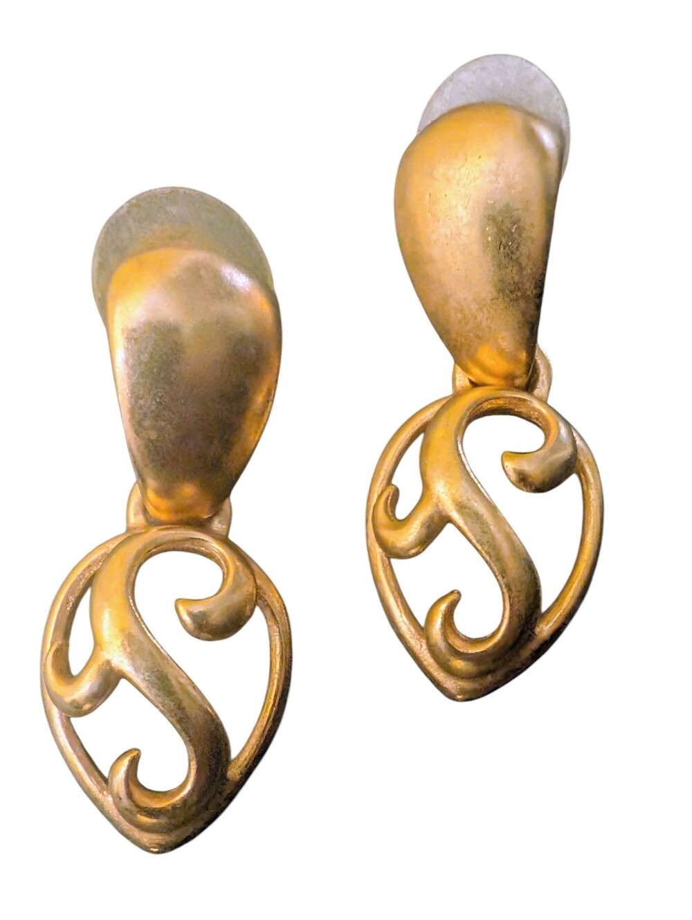 Vintage Express Gold Toned Drop Earrings